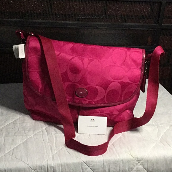 Coach Crossbody Sachel 👛 - Picture 2 of 8